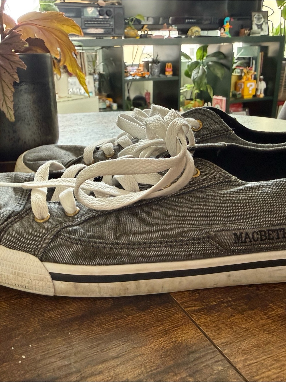 Macbeth vegan Gray Low-Top Canvas Men’s Sneakers